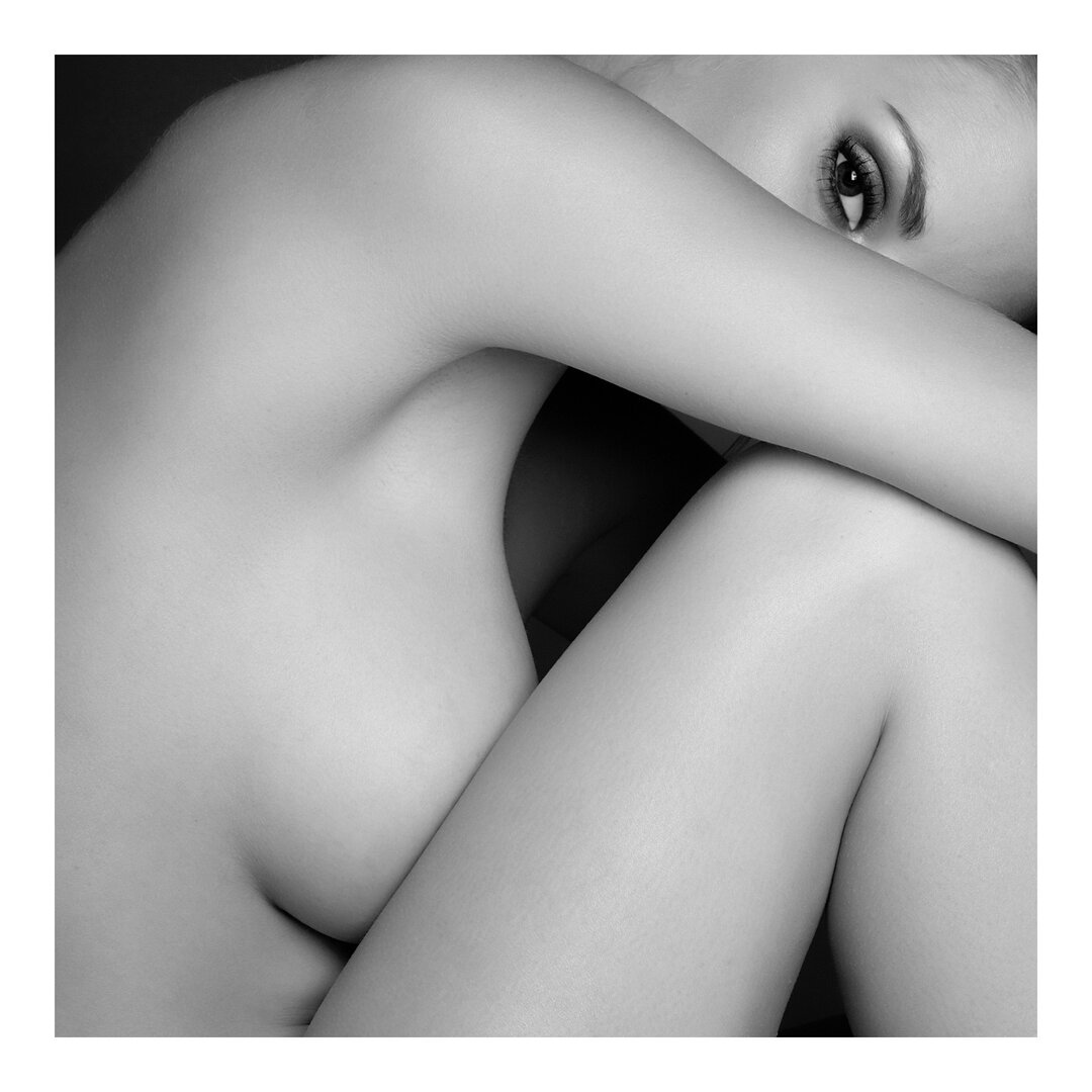 Strukturierte Fototapete Lateral Female Nude II