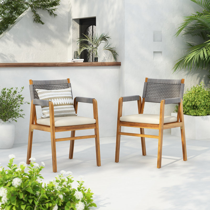 Chaises de salle à manger de patio empilables avec design respirant, art moderne simple, ensemble de 2, pieds en métal et dossier en plastique