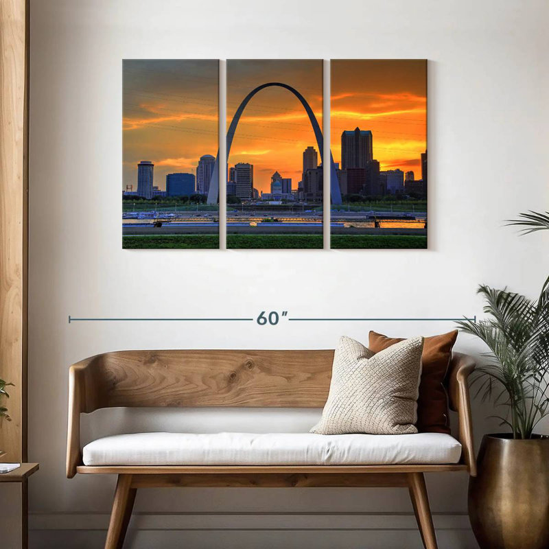 Rorry St. Louis Arch Sunset, 28" H x 45" W