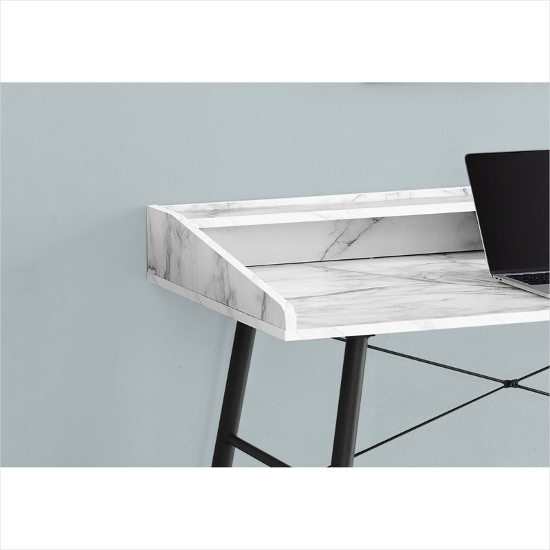 Bureau d'ordinateur avec casiers de rangement et longue tablette, espace de travail de 47 pouces pour le bureau à domicile et un ordinateur portable