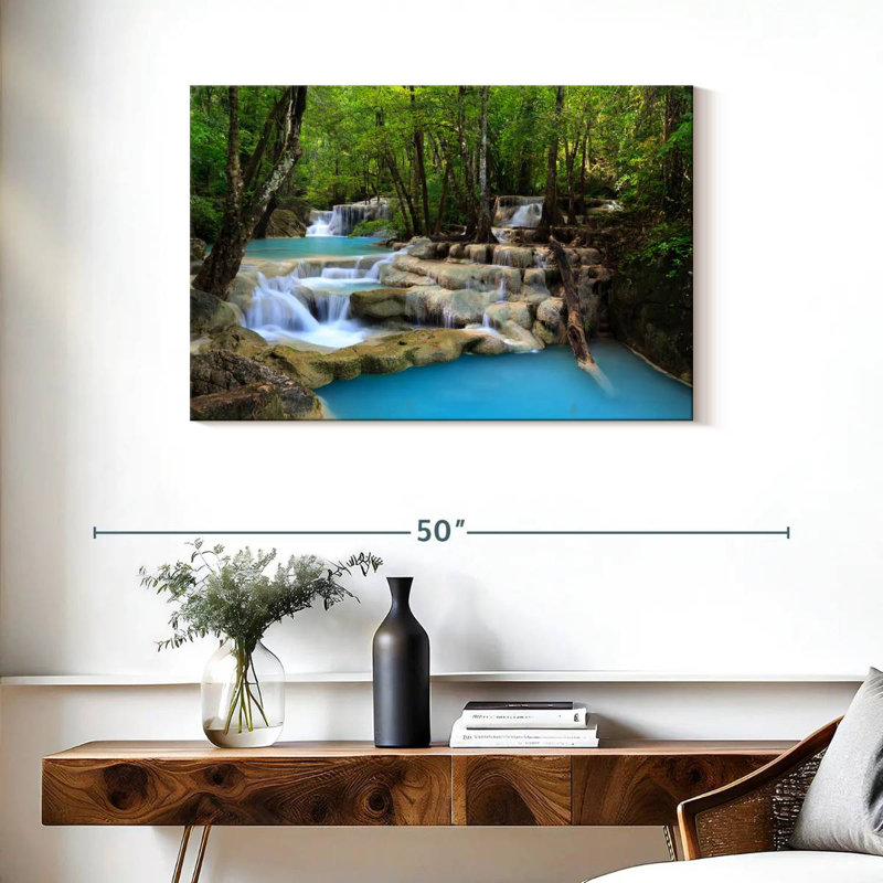Kerrick Erawan Waterfall Wonder, H 24 po x l 36 po