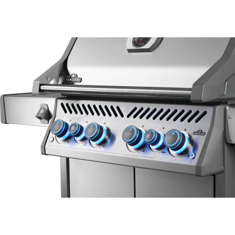 Barbecue à 4 brûleurs en acier inoxydable avec brûleur latéral et arrière infrarouge Rogue® PRO-S 525, Propane liquide