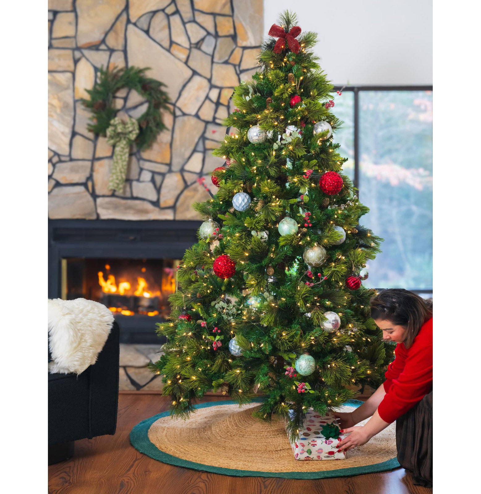 Christmas Tree Skirt, Round 3'1", Green/Beige