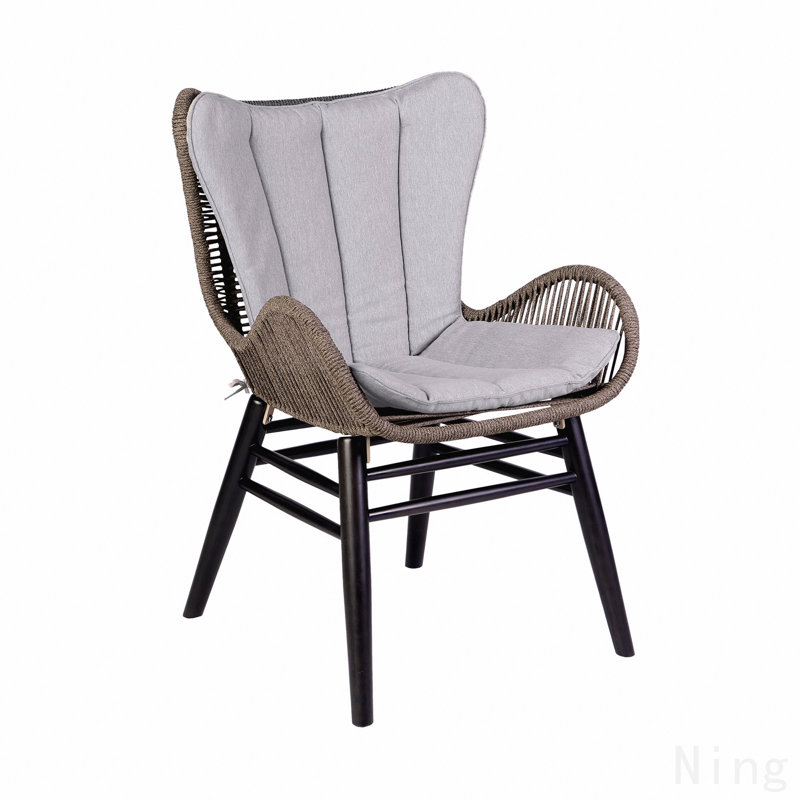 Chaise de patio d'extérieur en bois d'eucalyptus foncé et corde de truffe