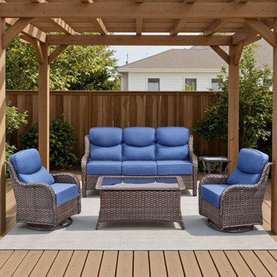 Ensemble 5 pièces de canapé de patio et de chaises pivotantes en osier avec table basse