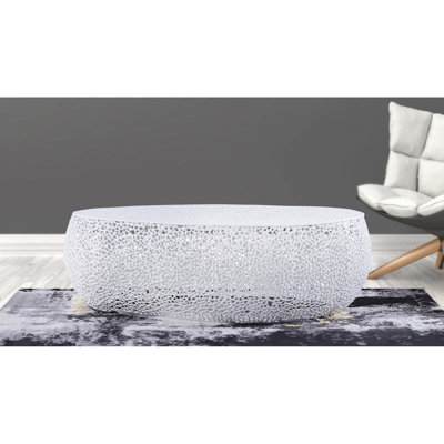 Table, table basse ovale blanche