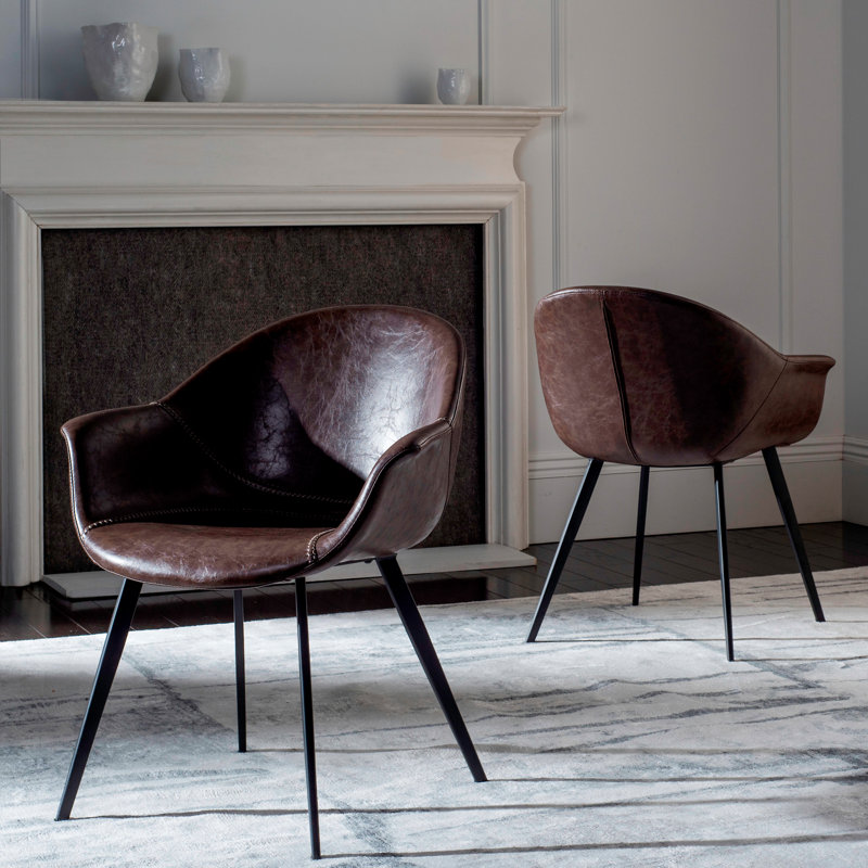 Chaise avec accoudoirs à garniture piquée, Marron foncé