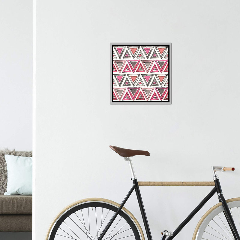 Art sur motif d’accents chic, H 18 po x l 18 po x P 1,5 po, Toile avec cadre argenté