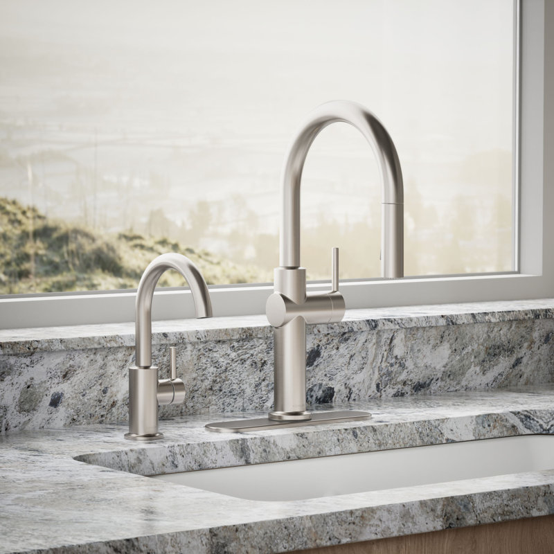 Robinet contemporain, Acier inoxydable vibrant