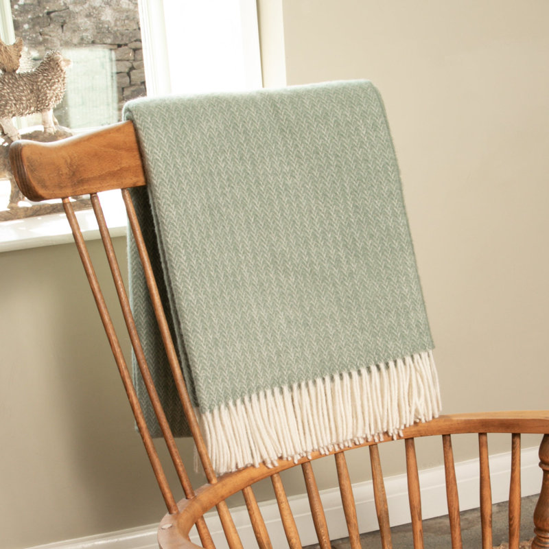 Snoqualmie Throw Blanket, Green