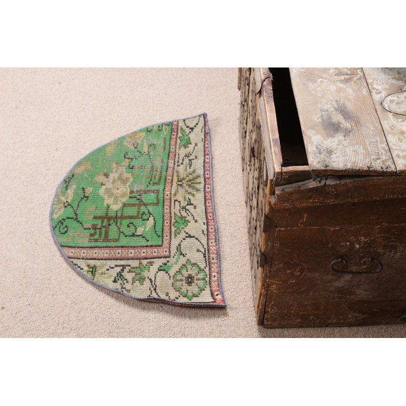 Handwoven Round Turkish Oushak Rug in Green Ideal For Your Entryway or Small Spaces