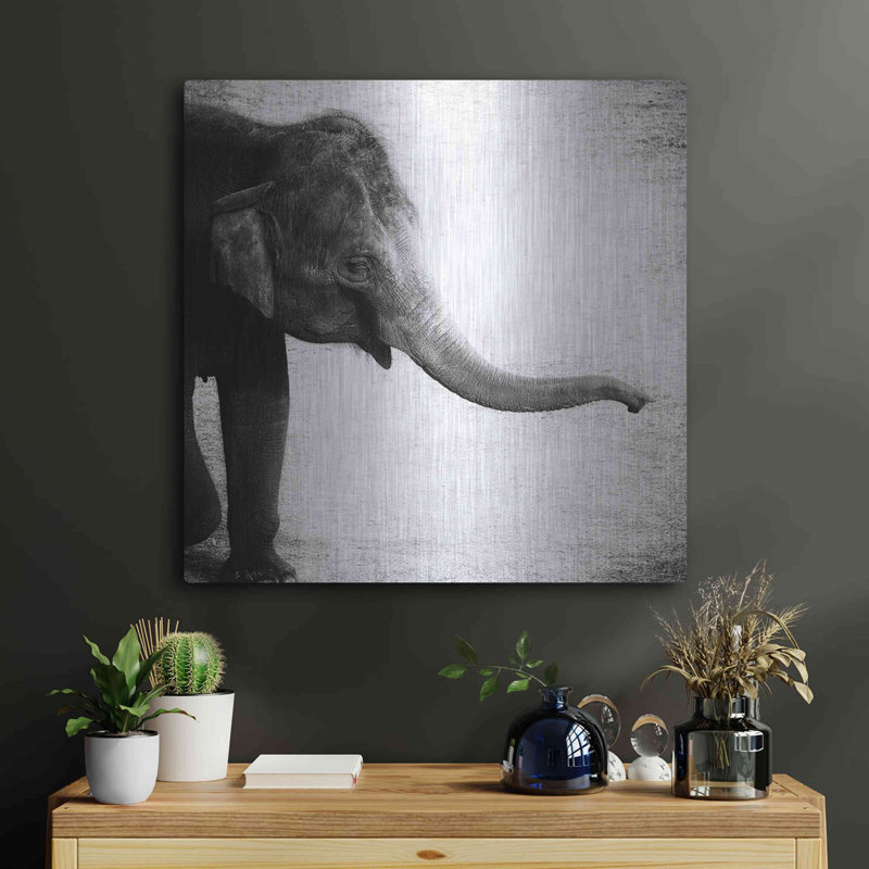 «Elephant II» par Debra Van Swearing «Elephant II» par Debra Van Swearingen, H 24 po x l 24 po