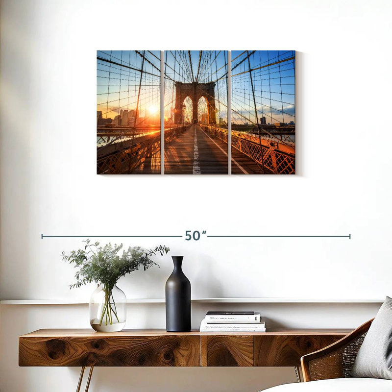 Sebbie Sunlit Brooklyn Bridge, 20" H x 33" W