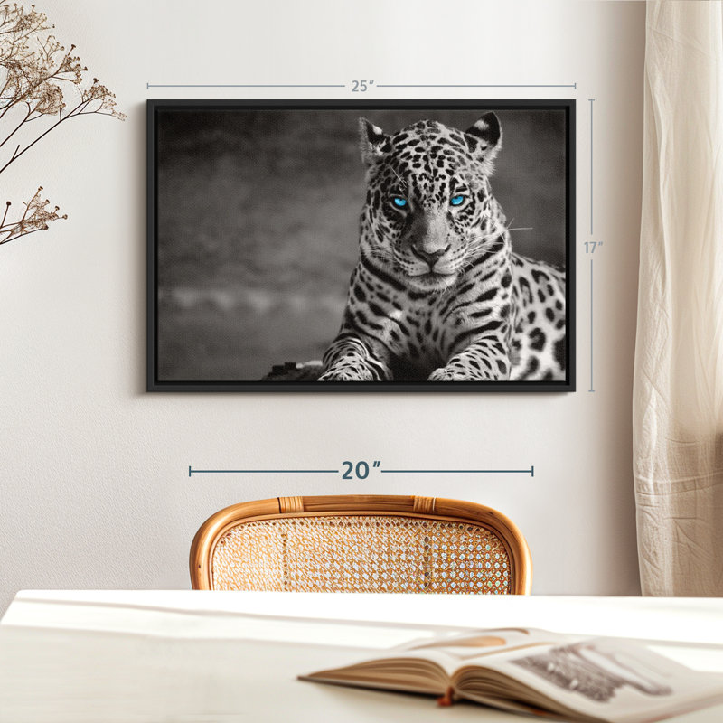 «Jaguar Eyes Pop», reproduction sur toile, H 17 po x l 25 po