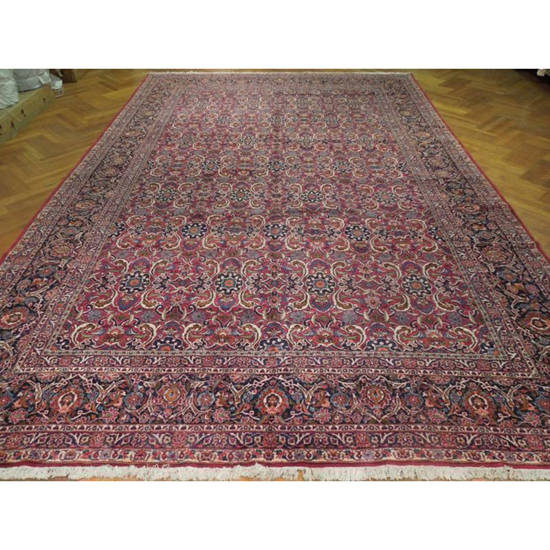Hand Knotted Wool Oriental Rug