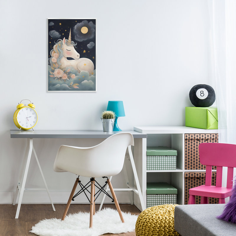 Plaque murale Unicorn entourée de nuages, design by Creative Studio, H 15 po x l 10 po