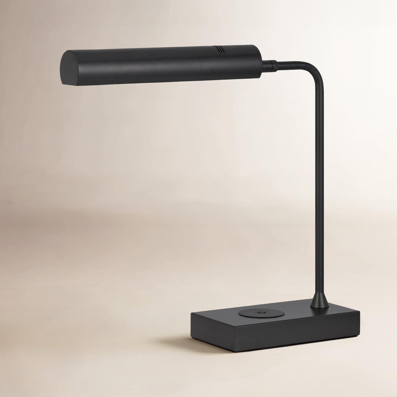 Mayeul Metal USB Desk Lamp, Black