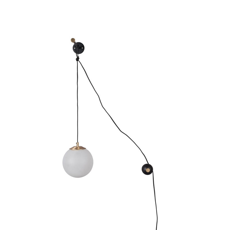 Bulan Plug-in Armed Sconce