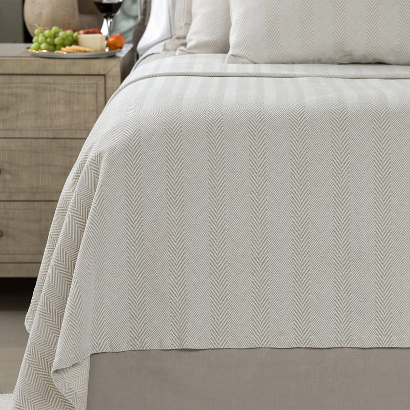 Chevron Hand Woven Blanket, King, Raffia/White