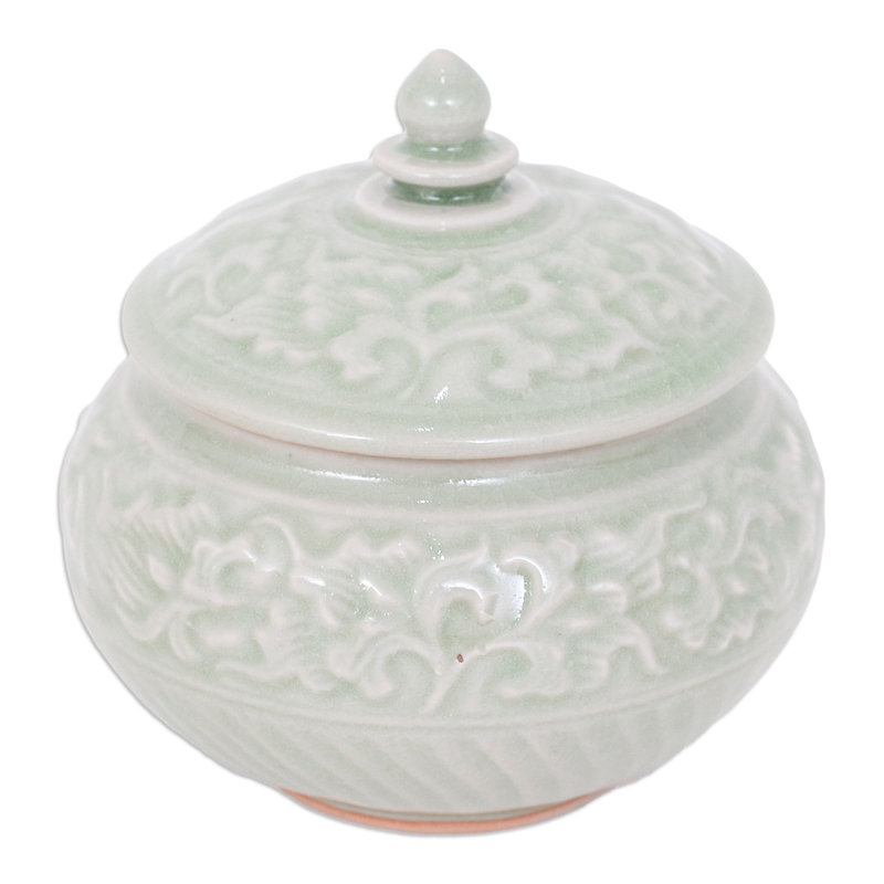 Bungalow Rose Handmade Luxurious Green Celadon Ceramic Decorative Jar