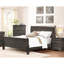 Lit de chambre à coucher avec touche traditionnelle, grand lit gris teinté, tête de lit et rails à utiliser-942056787-942056798