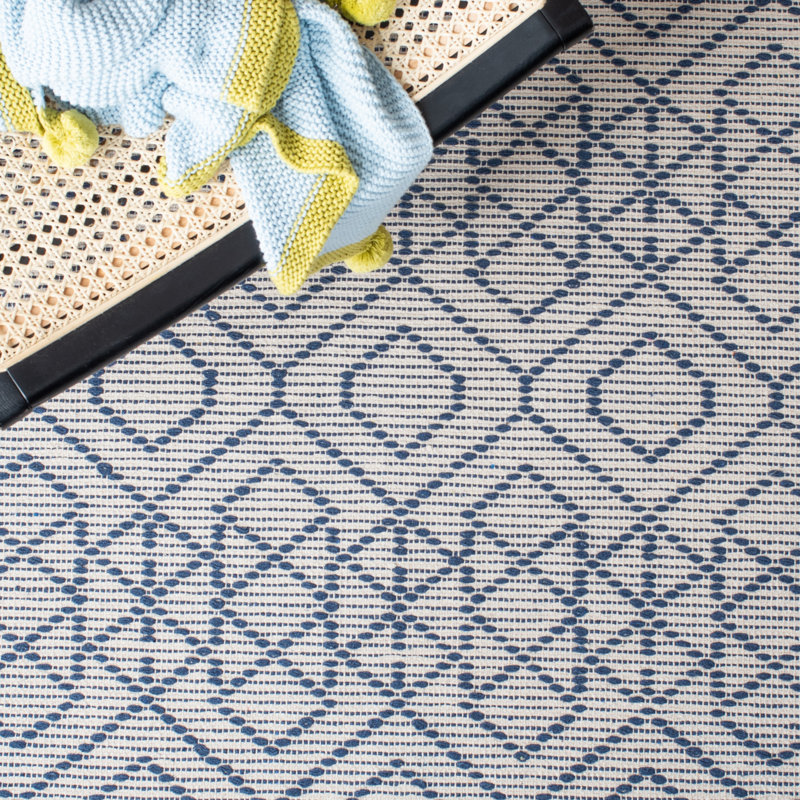 Montauk Hand Loomed Cotton Geometric Rug, Rectangle 4' x 6'