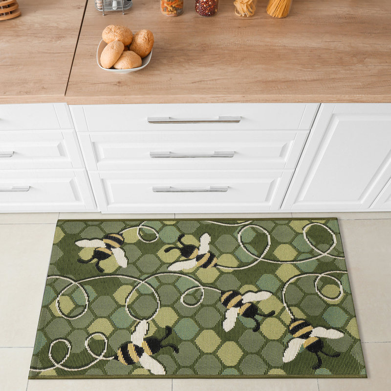 Gemmenne Synthetic Non-Skid Kitchen Mat, Rectangle 2'5" x 3'11", Green