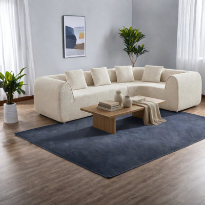 Canapé modulaire spacieux et spacieux, mousse haute densité, tissu amande, essentiel pour le salon