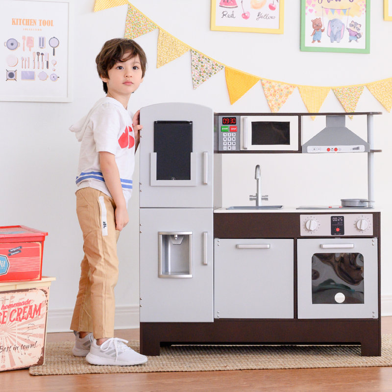Play Kitchen Set