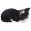 Statue de chaton tigré endormi-209440243