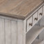 Ensemble de chambre avec grand lit à panneaux et deux tables de chevet Haylee-1756488000