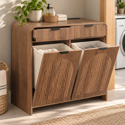 Double panier à linge avec prises intégrées et ports USB, armoire de rangement cannelée avec 2 compartiments basculants, 2 tiroirs et 2 paniers en tissu amovibles pour la salle de lavage, la salle de bain et le salon