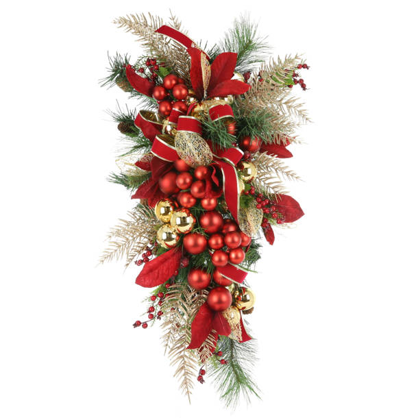 The Holiday Aisle® Faux Maple Polyester 24'' Wreath & Reviews | Wayfair