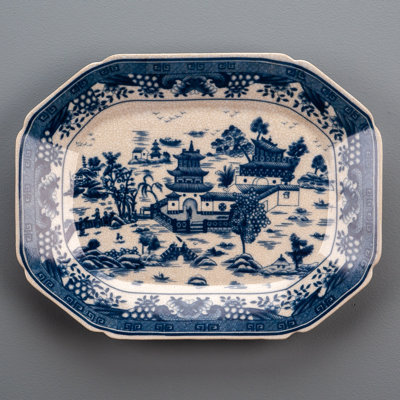 Plateau en porcelaine bleu et blanc saule