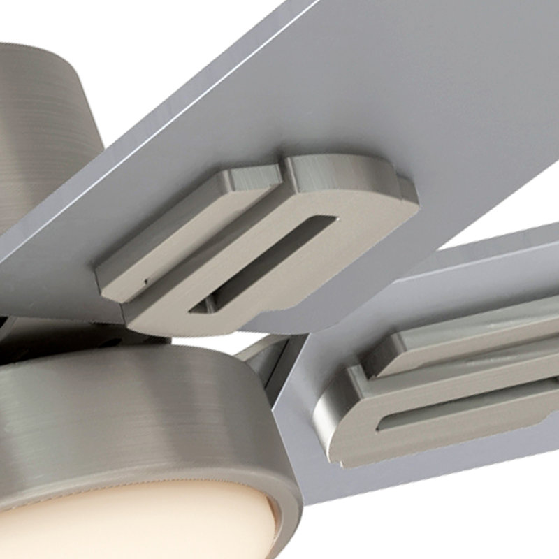 Ventilateurs de plafond 62 po (5 pales with avec lumières DEL et télécommande, Nickel