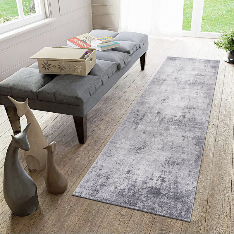 Tapis moderne de luxe Besma avec motifs abstraits (gris clair), Tapis de couloir 2 pi 2 po x 8 pi