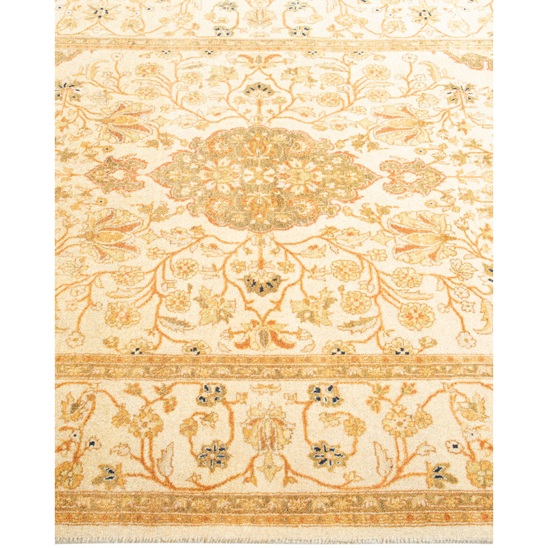 Ivory Hand-Knotted Wool Oriental 4' x 6' Rug