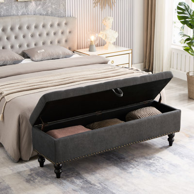 Banc de rangement 59 po en tissu gris - élégant et polyvalent avec des meubles de chambre à coucher fonctionnels