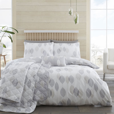 Rosalind Wheeler Afiq Floral Duvet Cover Set with Pillowcases