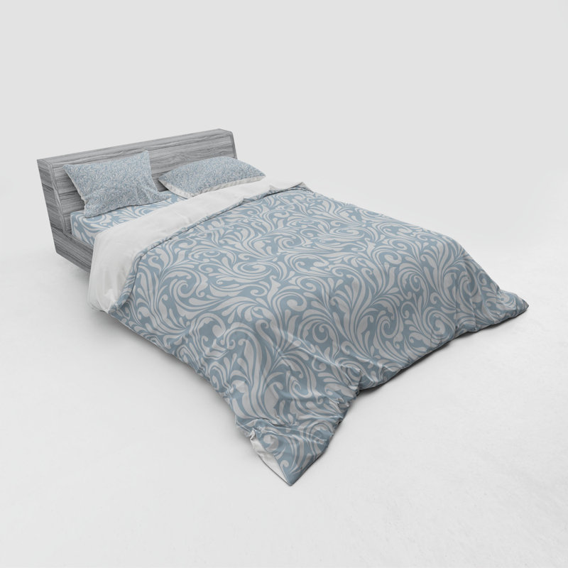 Traditional Floral Duvet Cover, Queen Duvet Cover + 3 Additional Pieces