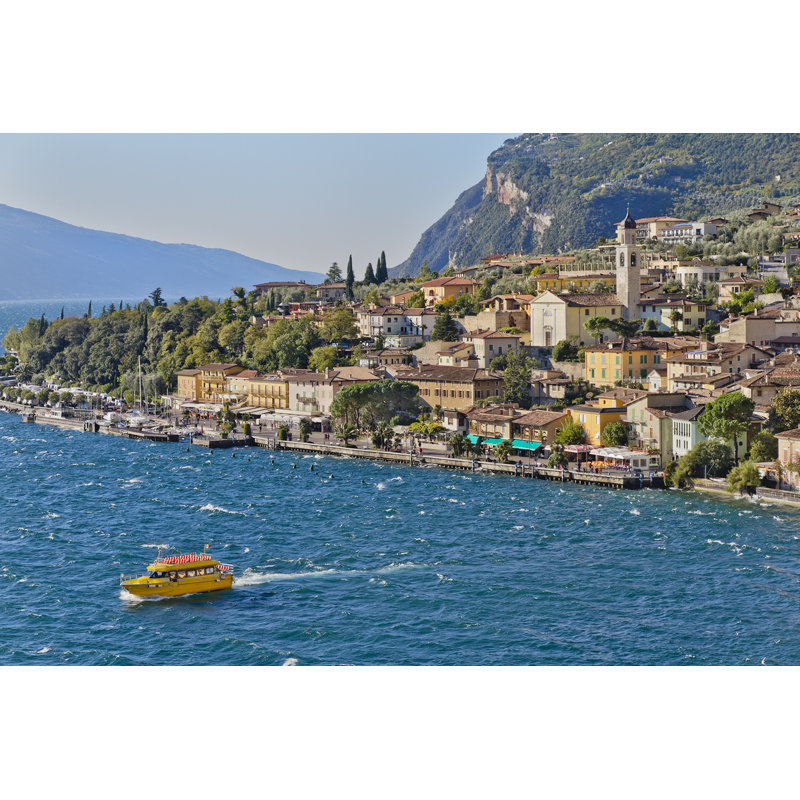 «Italy» par Orietta Gaspari, H 12 po x l 18 po