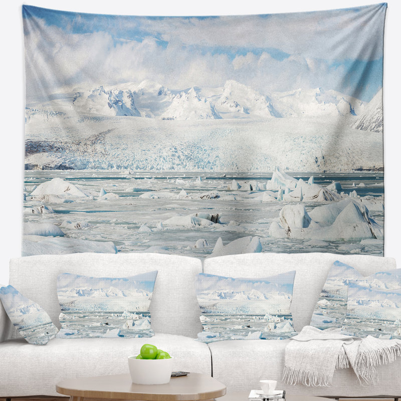 Tapisserie paysage glacier en Islande, H 78 po x l 92 po