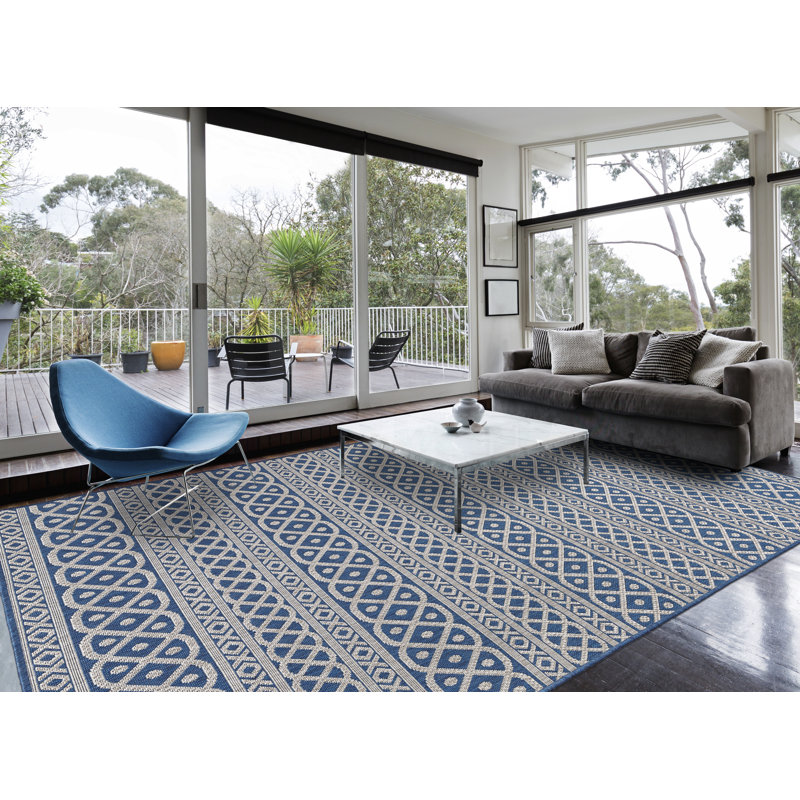 Manderella Geometric Indoor / Outdoor Rug, Rectangle 5'3" x 7'6"
