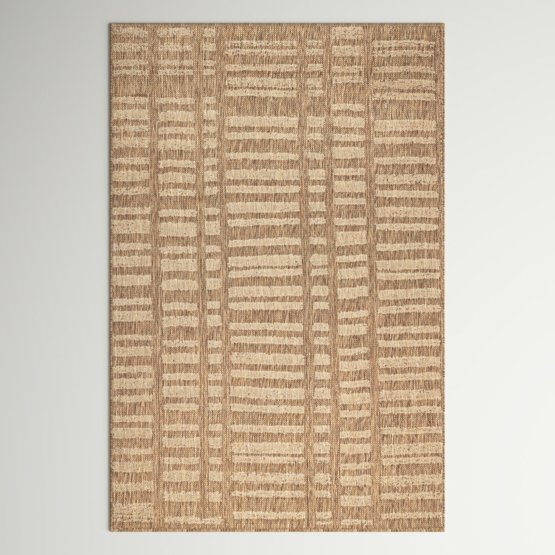 Tapis rayé intérieur / extérieur Zaniyah, Rectangle 6 pi 7 po x 9 pi