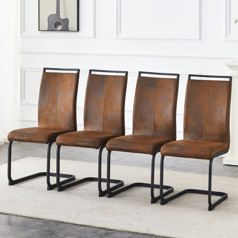 Quatre chaises de salle à manger rétro en suède - Tissu technique, brun et noir, structure en métal, pieds coulissants, style facile à installer avec pieds noirs, fonction, ergonomique