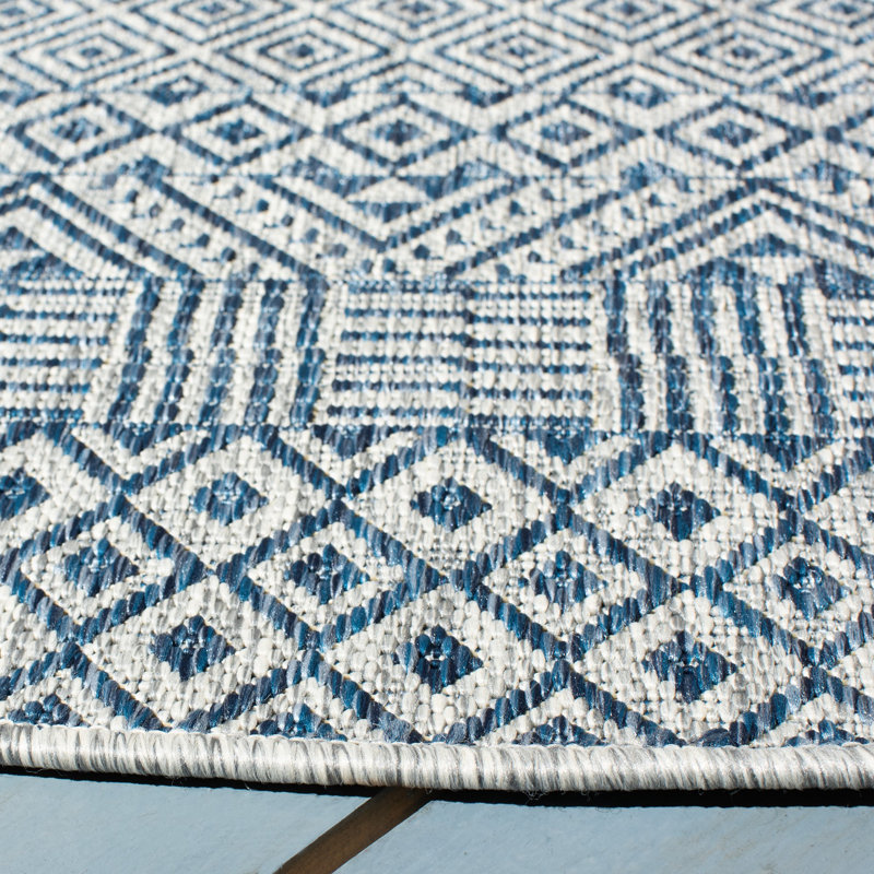 Alessa Performance Southwestern Indoor/Outdoor Area Rug, Runner 2'3" x 16'
