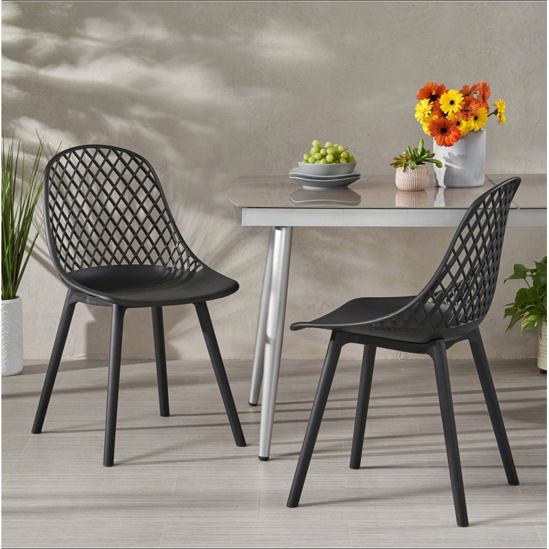 LILY CHAIR