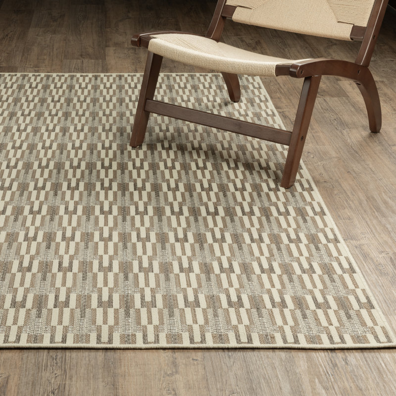 Tavraj Modern Geometric Beige / Ivory Indoor/Outdoor Rug, Rectangle 5'3" x 7'3"