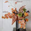 Ornements de fleurs simulées