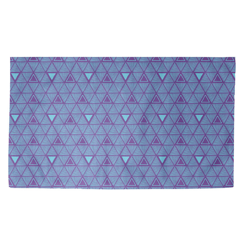 Tapis décoratif triangles bleu, Rectangle 5 pi x 7 pi